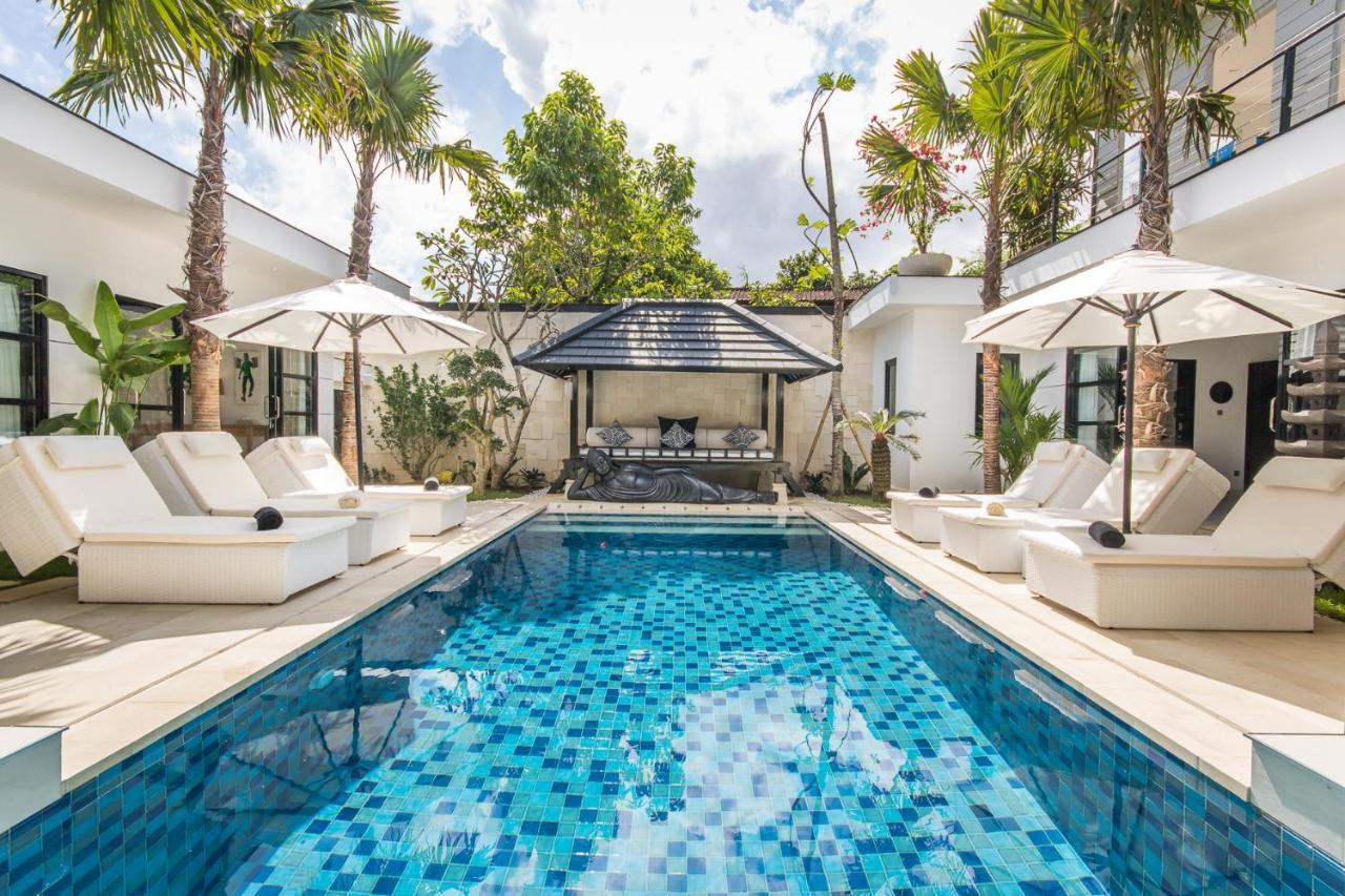 Lora Seminyak (Bali)