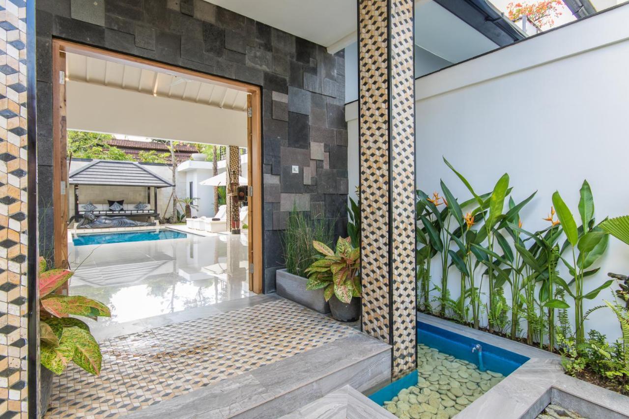 Lora Seminyak (Bali)